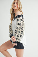 Load image into Gallery viewer, Aemi+Co Crochet Contrast Stitching V Neck Top
