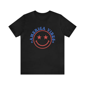 America Vibes Happyface July 4th Women's Short Sleeve Graphic Tee