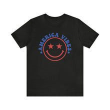 Load image into Gallery viewer, American Vibes Happyface Men&#39;s Short Sleeve Graphic Tee
