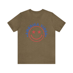 America Vibes Happyface July 4th Women's Short Sleeve Graphic Tee