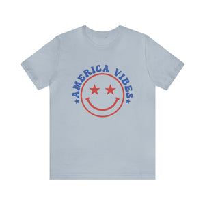 America Vibes Happyface July 4th Women's Short Sleeve Graphic Tee