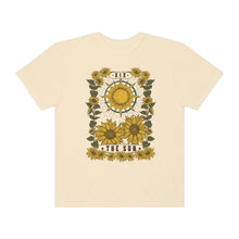 Load image into Gallery viewer, The Sun Tarot Women’s Vintage T-shirt
