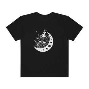 Crescent Moon with Mushroom Fairy Women’s Vintage T-shirt