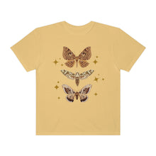 Load image into Gallery viewer, Star Moth&#39;s Women’s Vintage T-shirt
