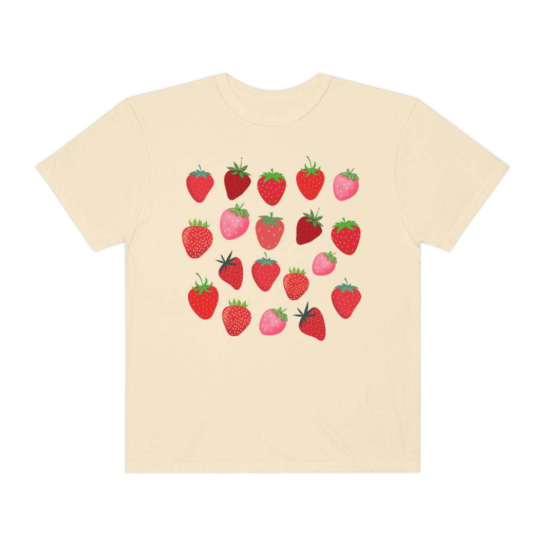 Strawberries Everywhere Women’s Vintage T-shirt