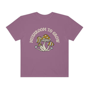 Mushroom To Grow Women’s Vintage T-shirt