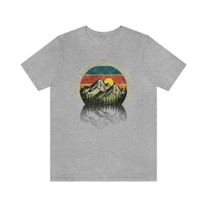 Mountain Adventure Retro Men's Short Sleeve Graphic Tee