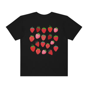 Strawberries Everywhere Women’s Vintage T-shirt