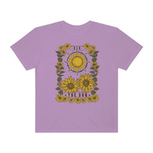 Load image into Gallery viewer, The Sun Tarot Women’s Vintage T-shirt
