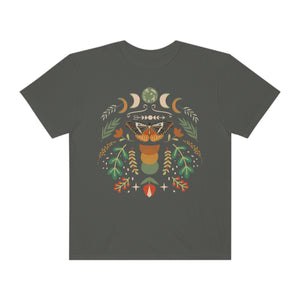 Cosmic Moth Women’s Vintage T-shirt