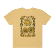 Load image into Gallery viewer, The Sun Tarot Women’s Vintage T-shirt
