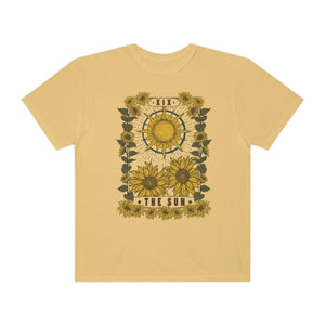 The Sun Tarot Women’s Vintage T-shirt