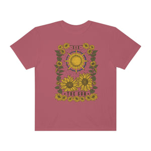 The Sun Tarot Women’s Vintage T-shirt