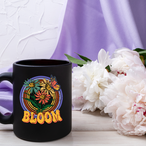 BLOOM RETRO Black Mug, 15oz